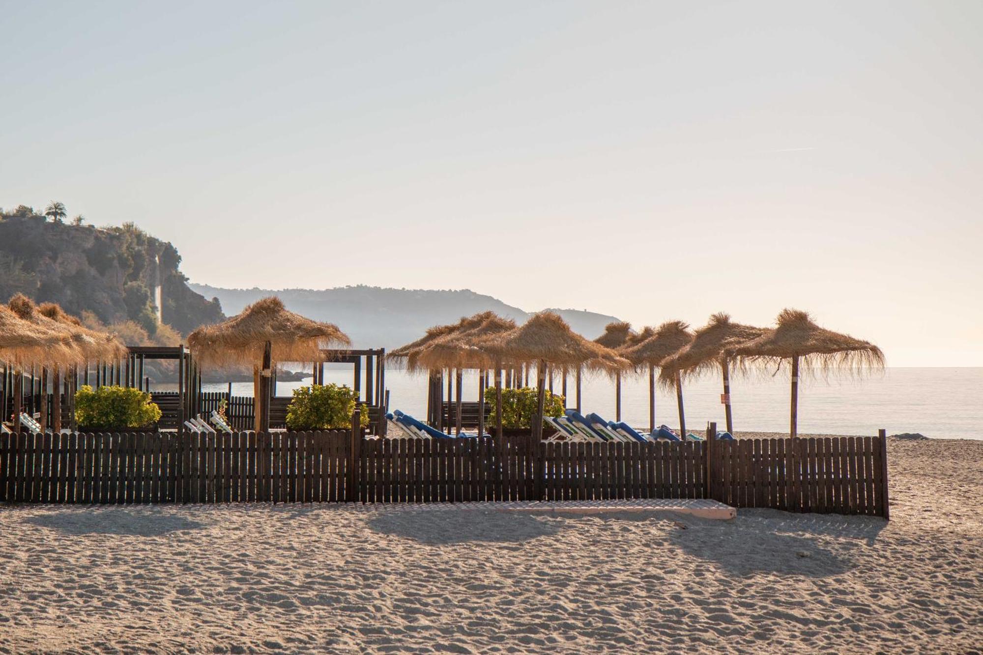 Complejo Andalucia Torrecilla Beach ネルハ エクステリア 写真